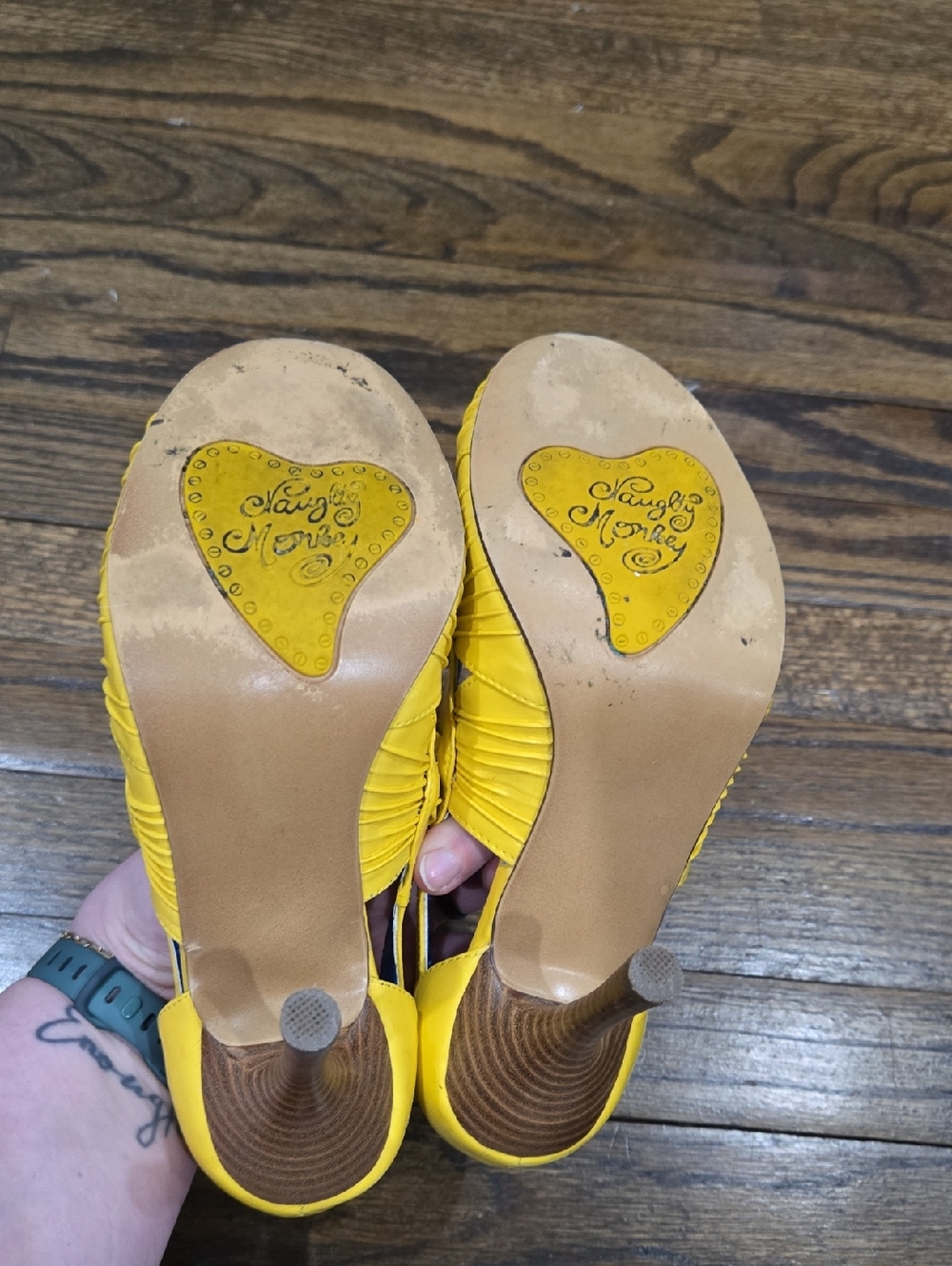 Naughty Monkey Y2K Yellow Ruched Round Toe Heels Size 7 - Picture 9 of 11